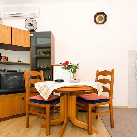 Berk Apartment