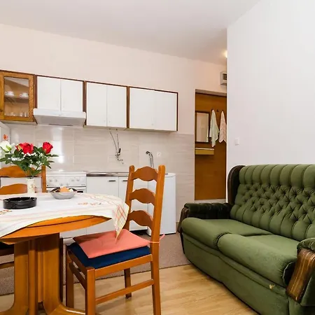 Apartment Berk *